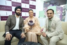 Photo of Neha Dhupia: नेहा धूपिया को दिल्ली के ज्वैलरी शो रूम में देख लोग हुए हैरान, जानिये क्यों?